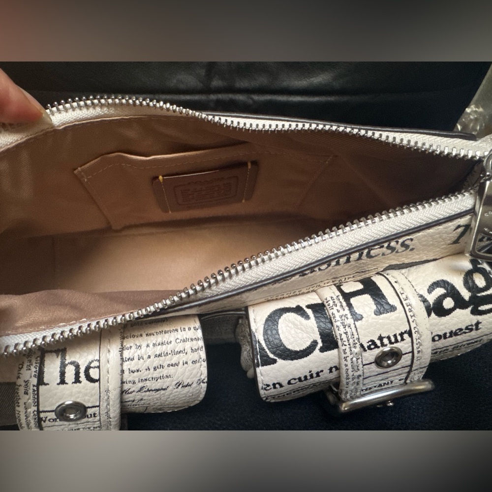 NWT Coach Ashton Shoulder Bag With Newspaper Print CDC12 - Picture 14 of 15